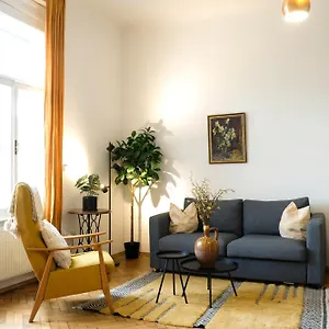  Apartman Stilvolles Im Zentrum - Free Parking